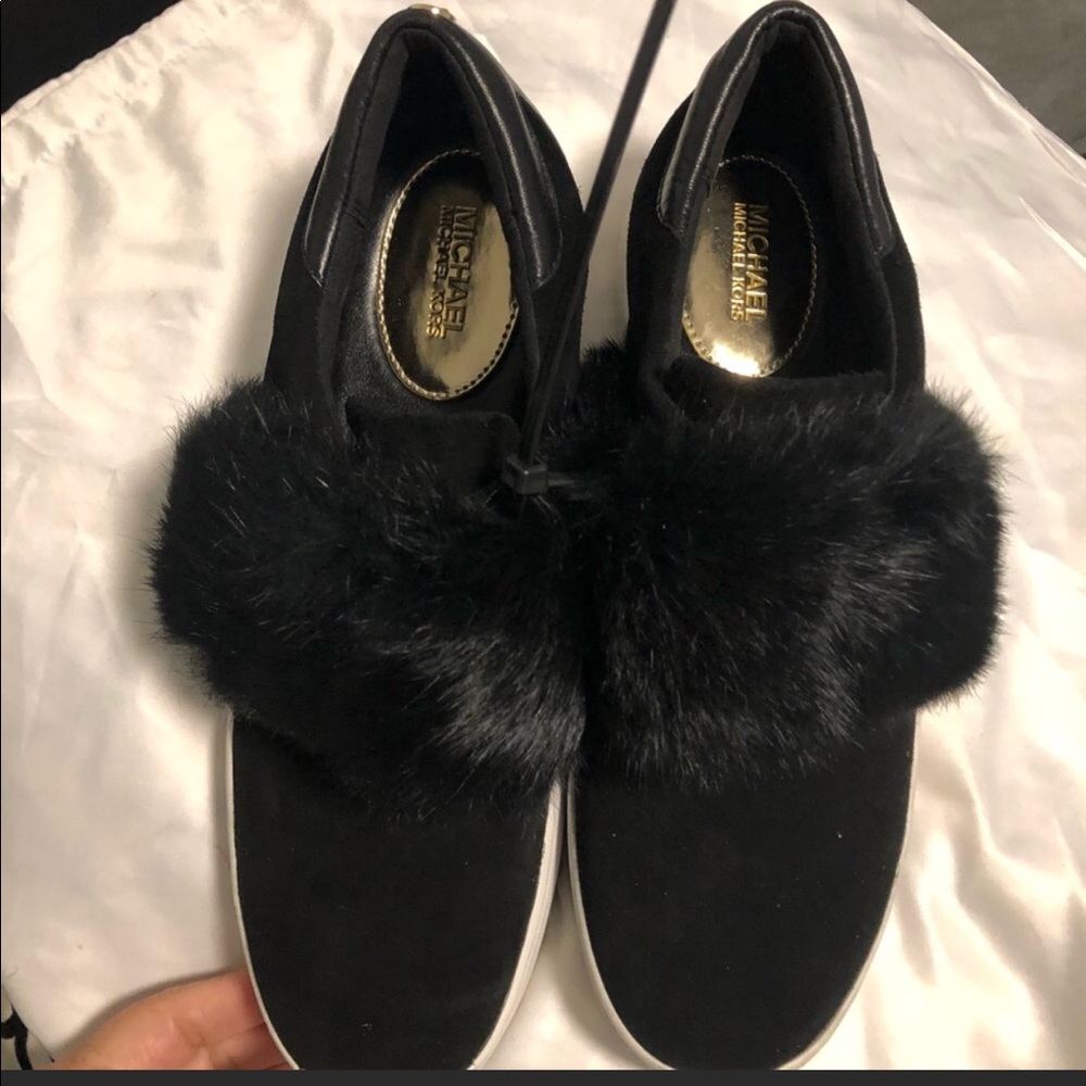 Michael kors suede w/ rabbit fur